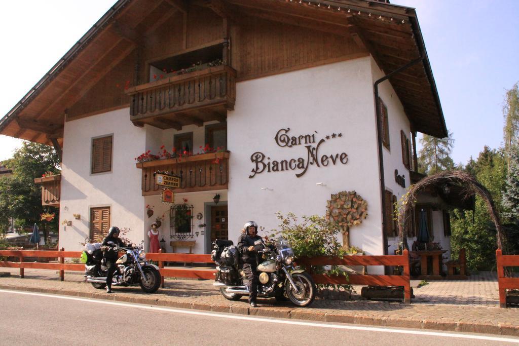 Garni Biancaneve Ruffre-Mendola Exteriör bild