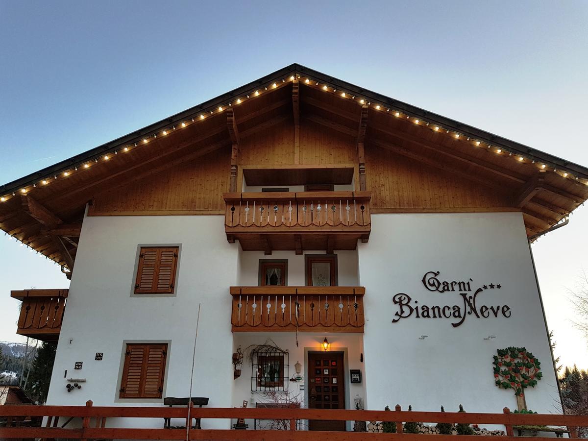 Garni Biancaneve Ruffre-Mendola Exteriör bild