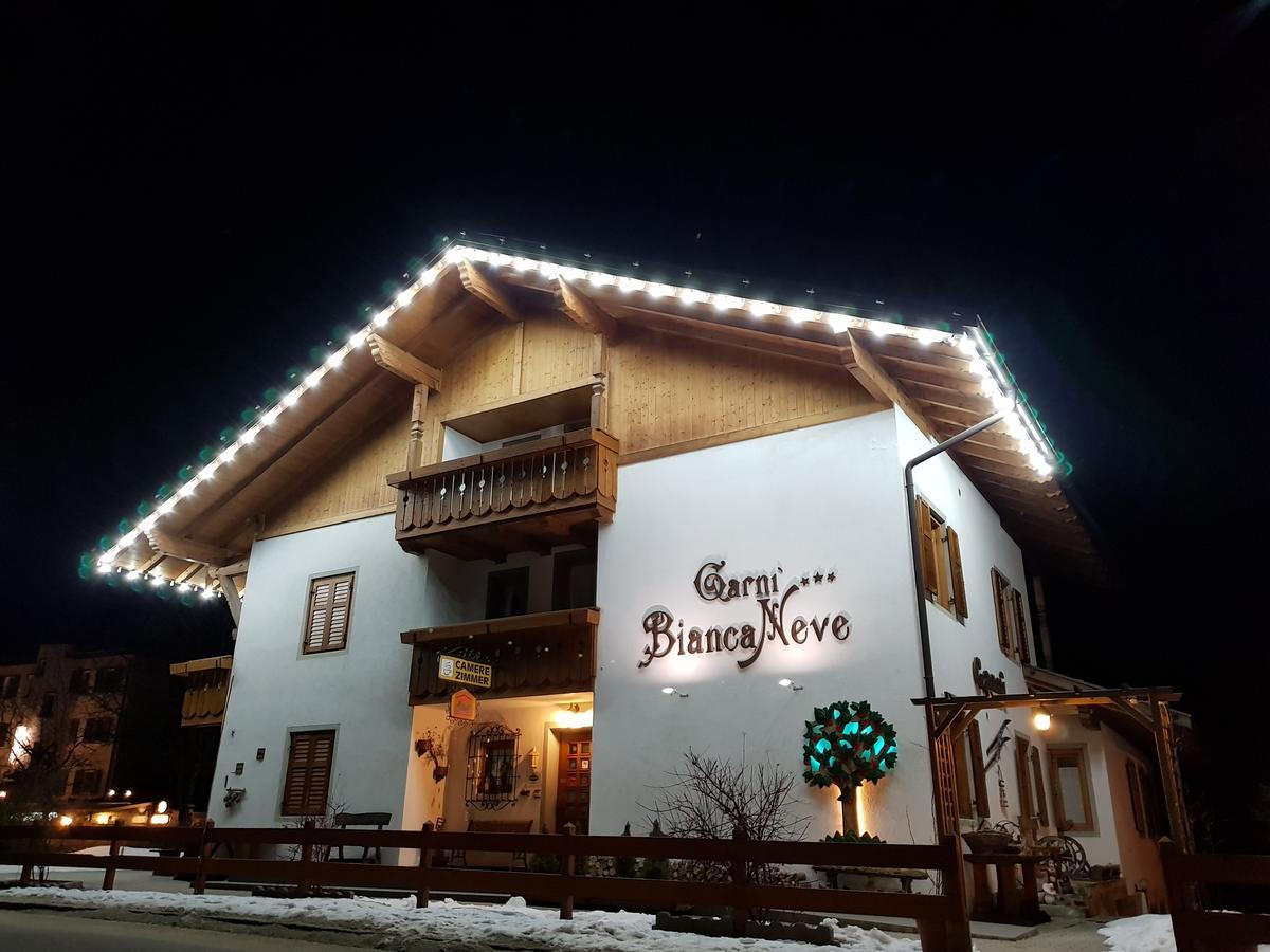 Garni Biancaneve Ruffre-Mendola Exteriör bild